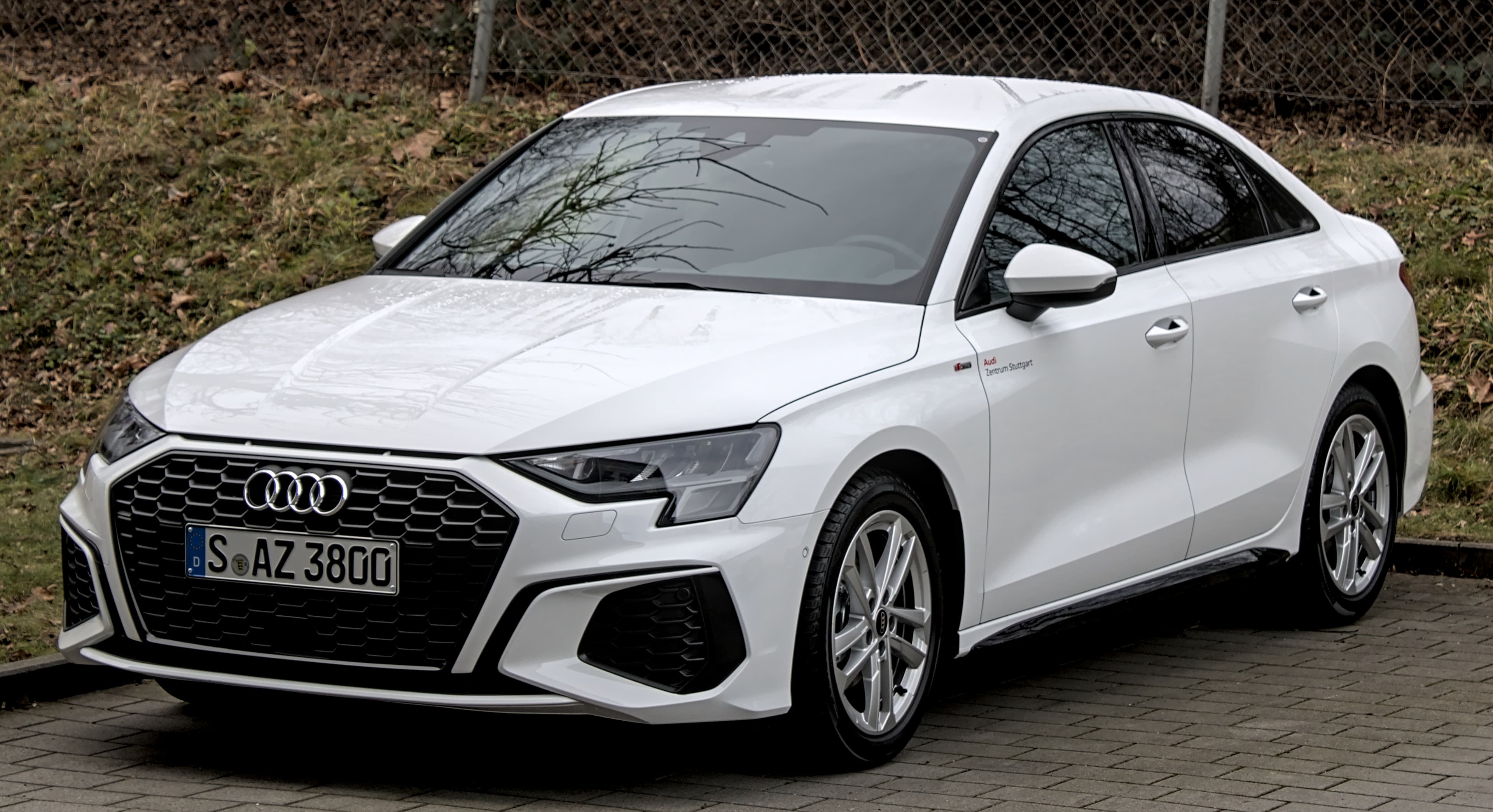Автомобиль Audi A3