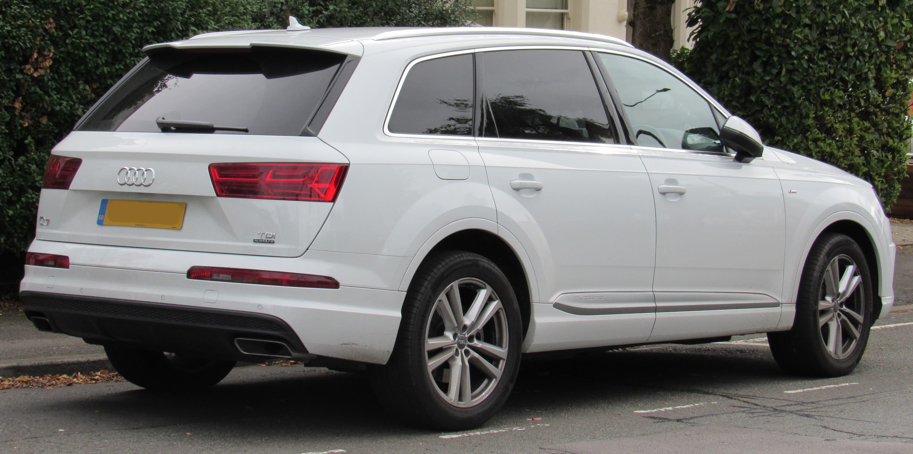 Audi Q7 — салон