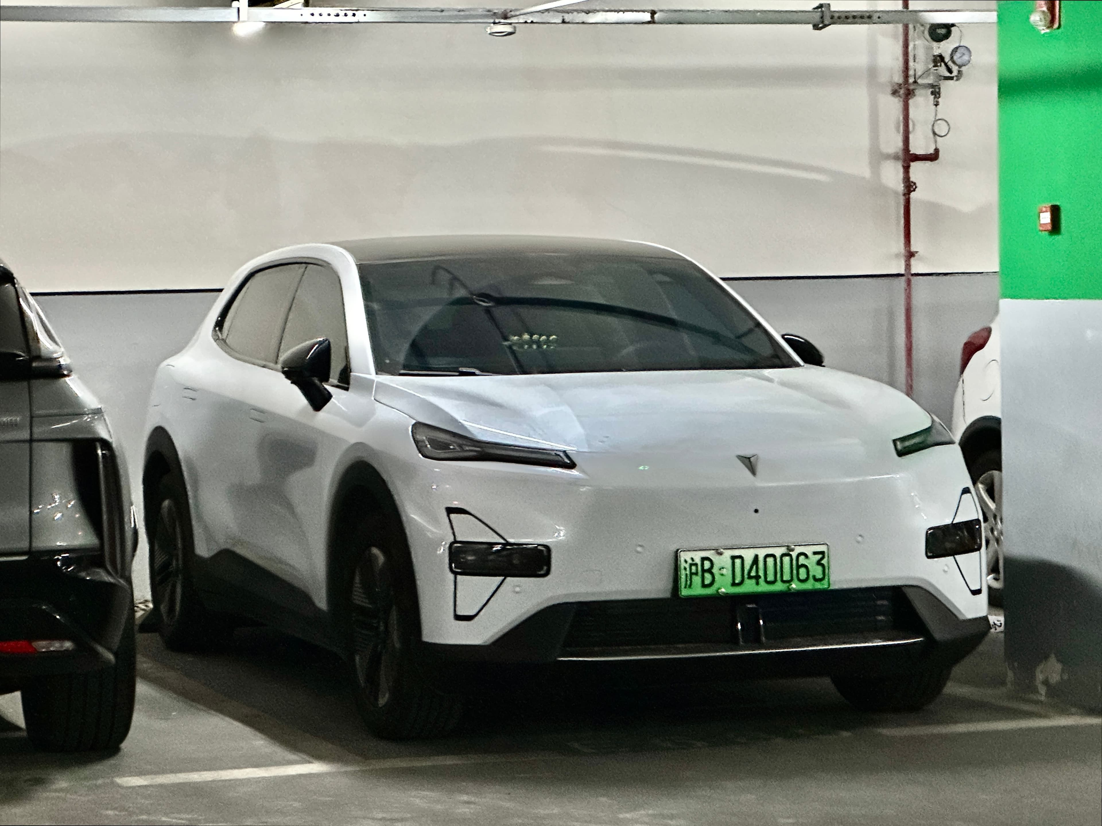 Deepal S05 вид сбоку