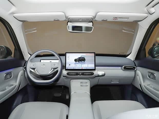 Leapmotor A10