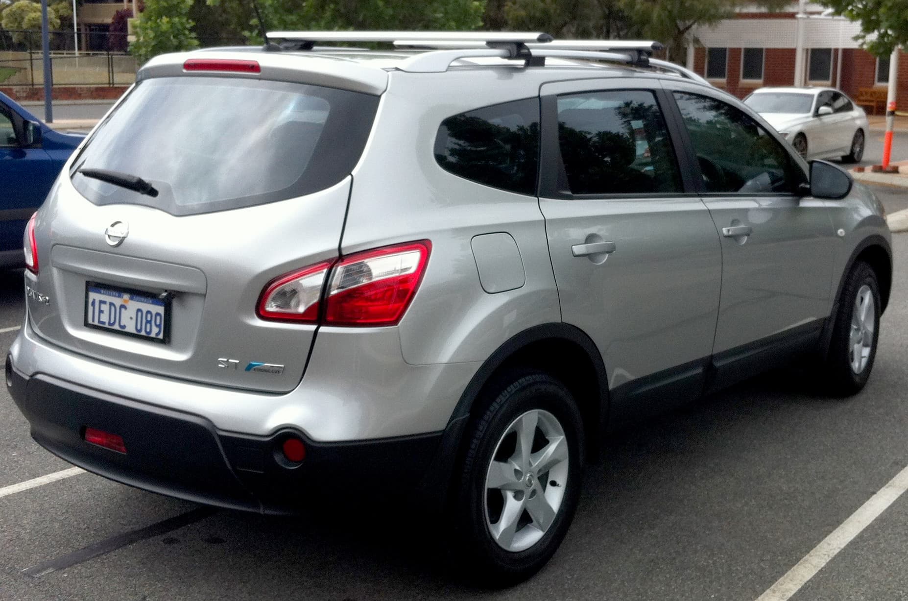 Nissan Qashqai — салон