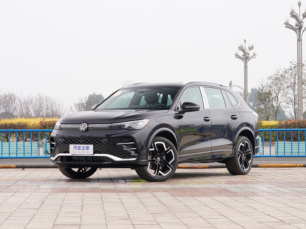 Volkswagen Tiguan L Pro