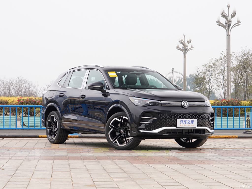 Volkswagen Tiguan L Pro