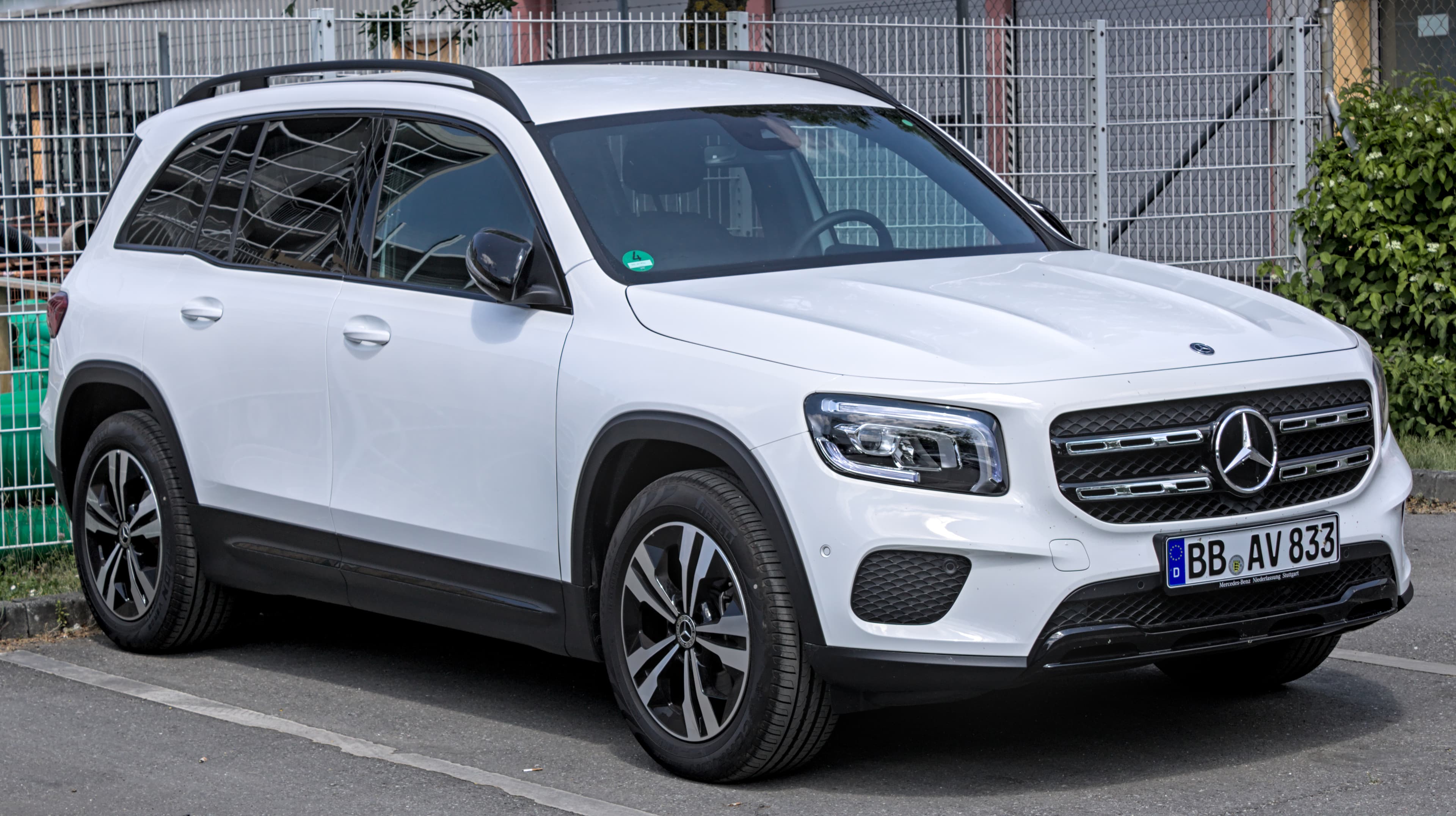 Mercedes-Benz GLB 180